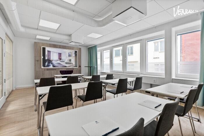 Konferenslokal Von Döbeln hos Best Western Kom Hotel – centralt läge med övernattning och komplett mötesutrustning.