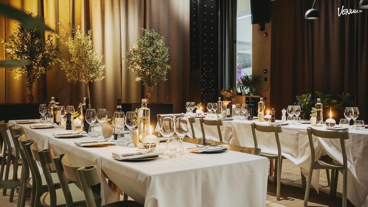 Chambre Champagne på Usine – elegant och ljudvänlig lokal för affärslunch eller middag i modern miljö.