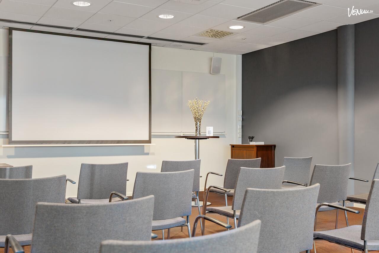 Vesta på Gårda Konferens – smart planerad och prisvärd konferenslokal med komplett utrustning.