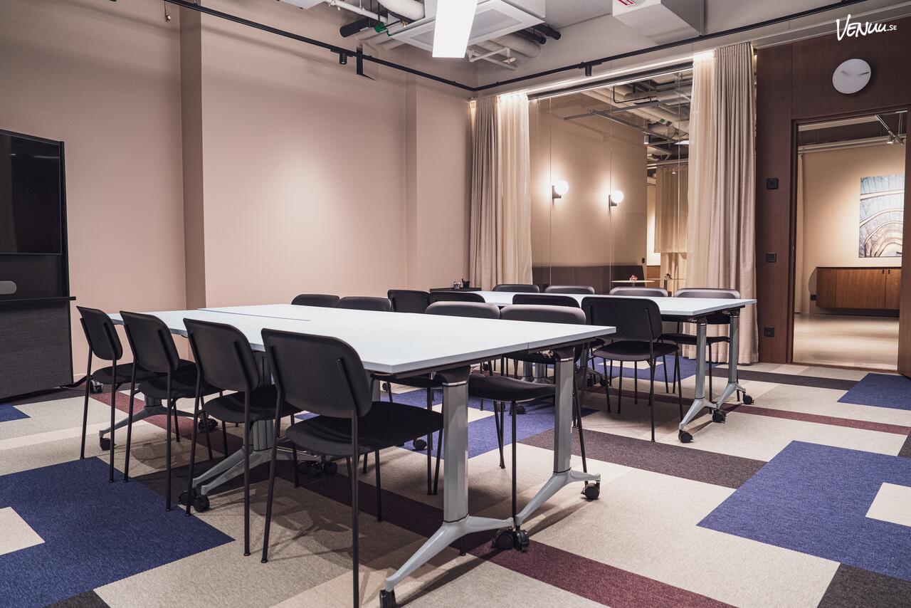 Mötesrum Torget hos Gastropol – ljust och stilrent mötesrum med modern teknik och centralt läge.