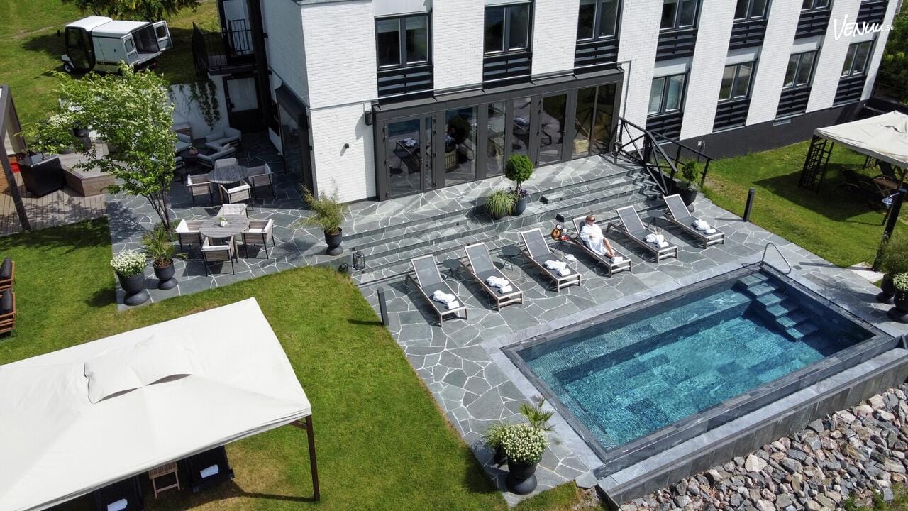 Villa Lovik – elegant villa på Lidingö med havsutsikt, salonger och spa för exklusiva fester.