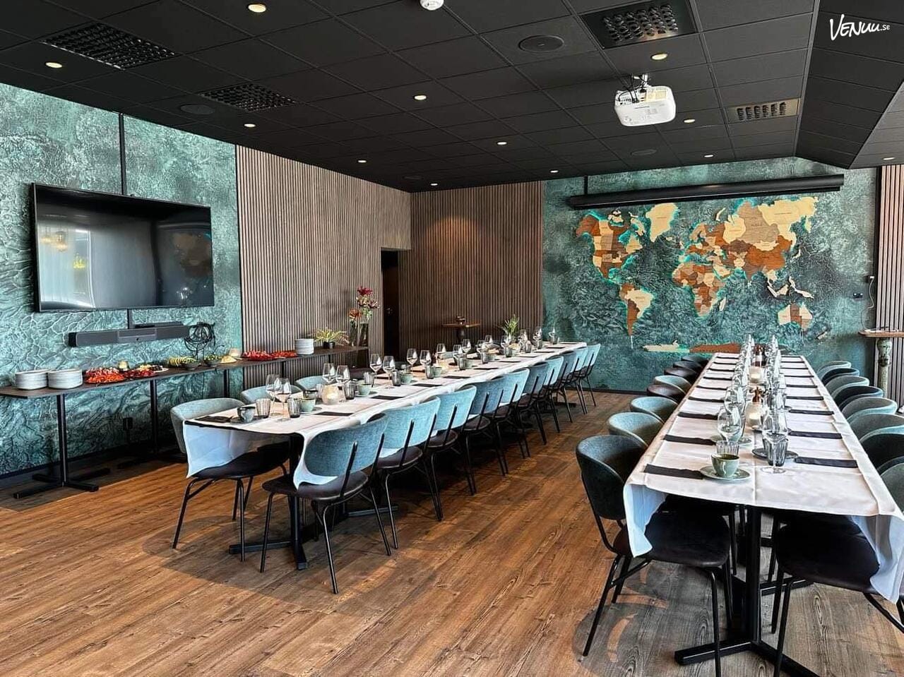 Modern och stilren chambre séparée i Vessel Restaurang Bar Event med minimalistisk design och en professionell känsla.