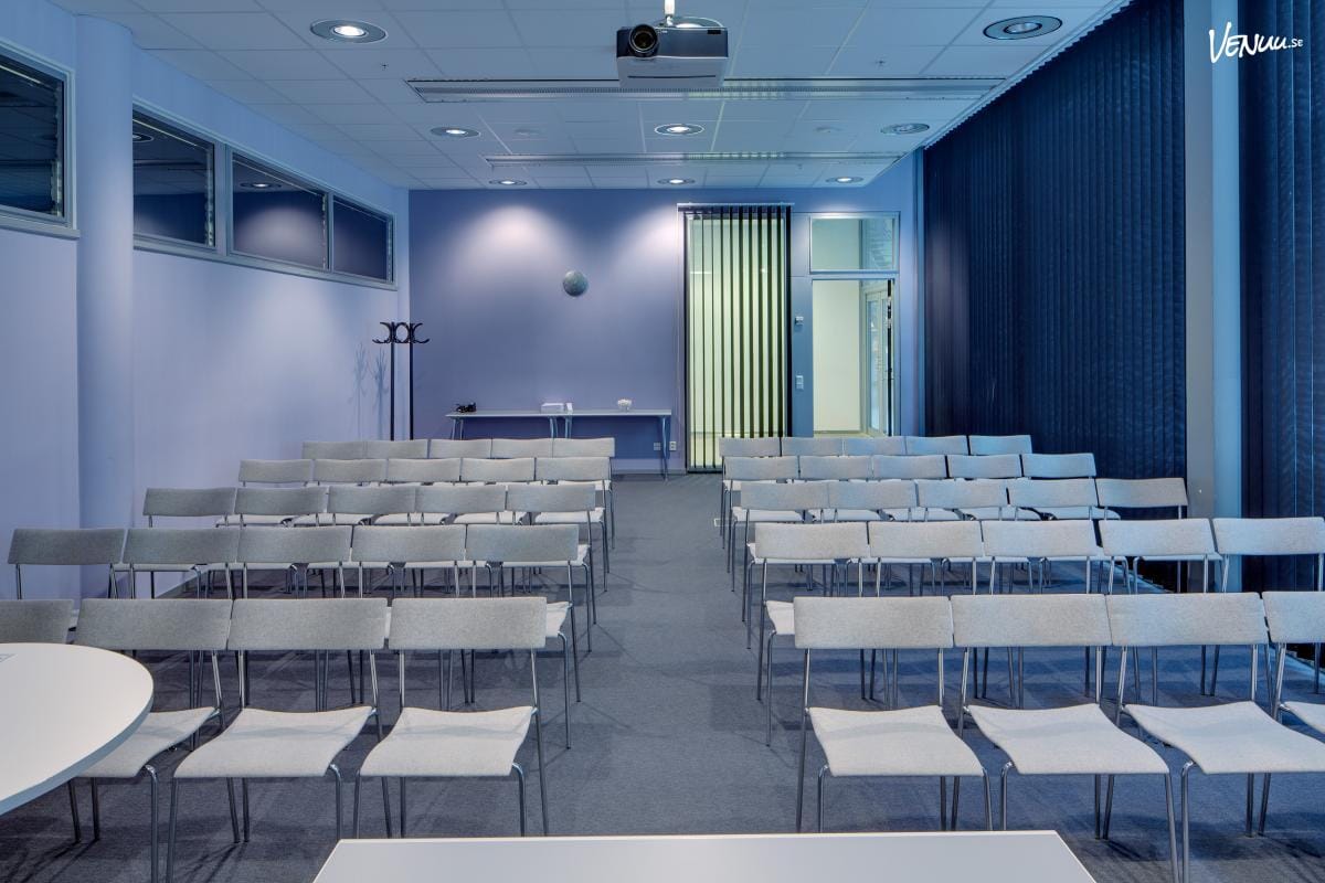 Coor Konferens Kista Entré Delta, en modern konferenslokal i Kista för utbildning och workshop.