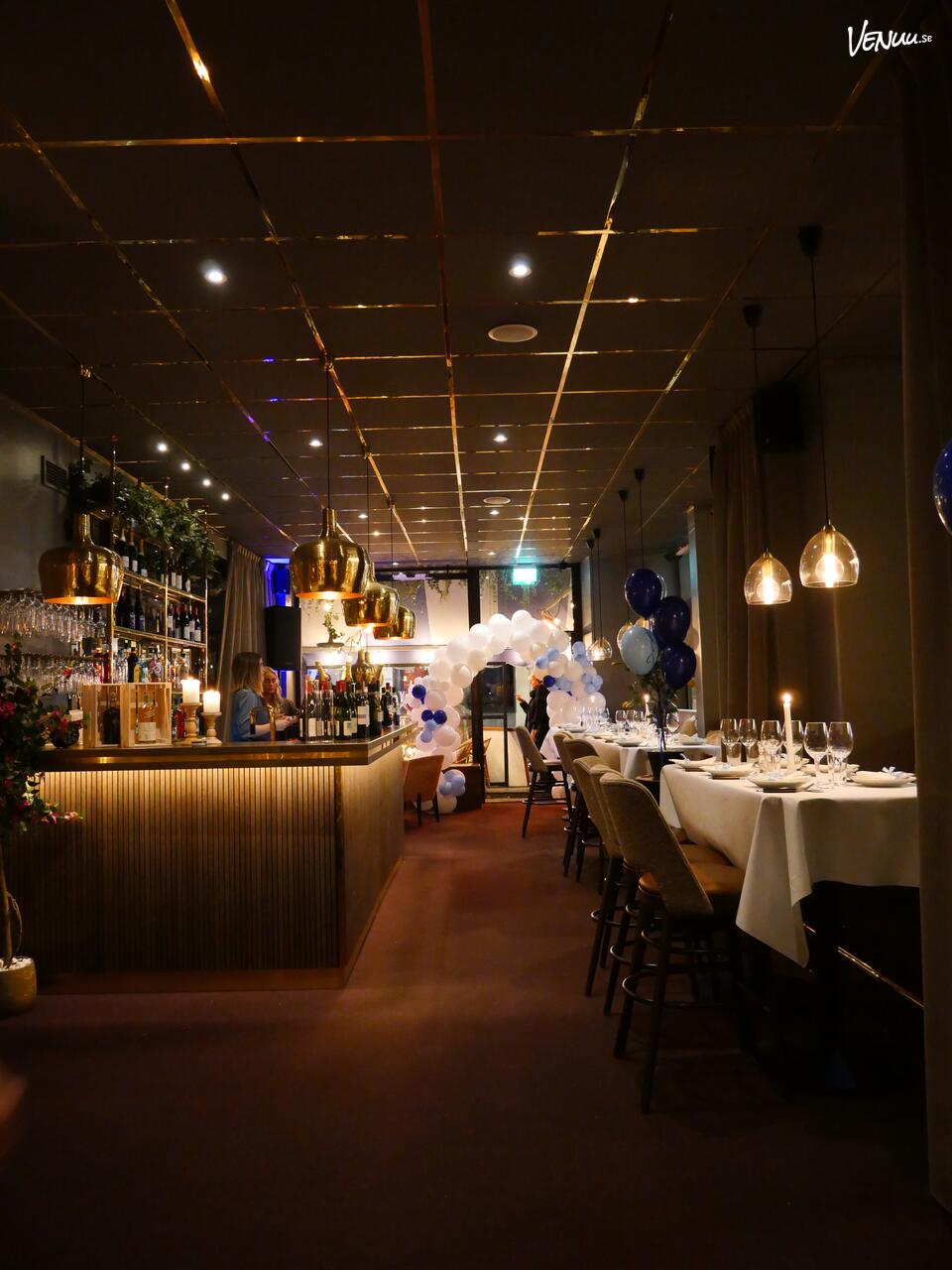 Drottninghofs stora chambre séparée, en privat festlokal med valv och varm restaurangkänsla.