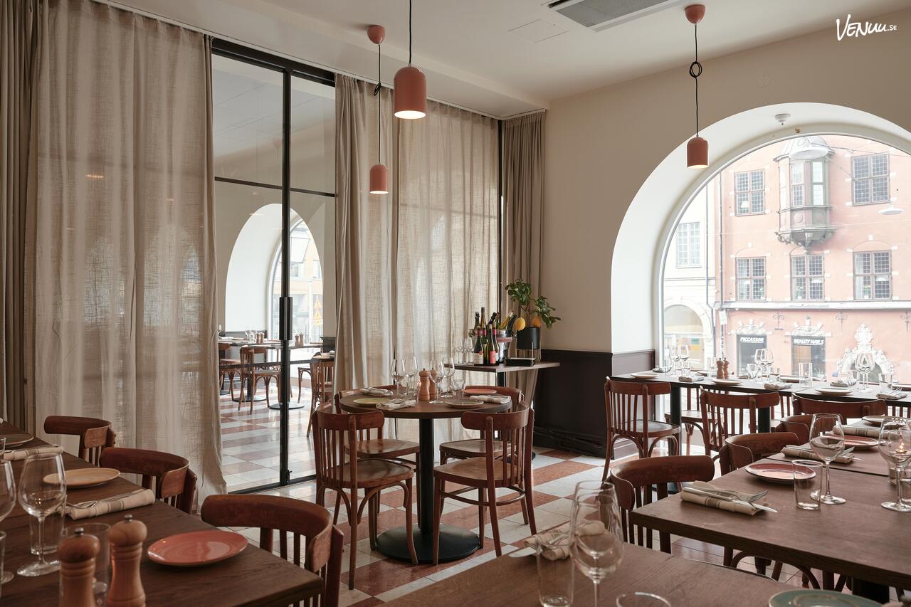Nabo Hornsgatan chambre séparée, ett privat restaurangrum på Södermalm med utsikt över Slussen.