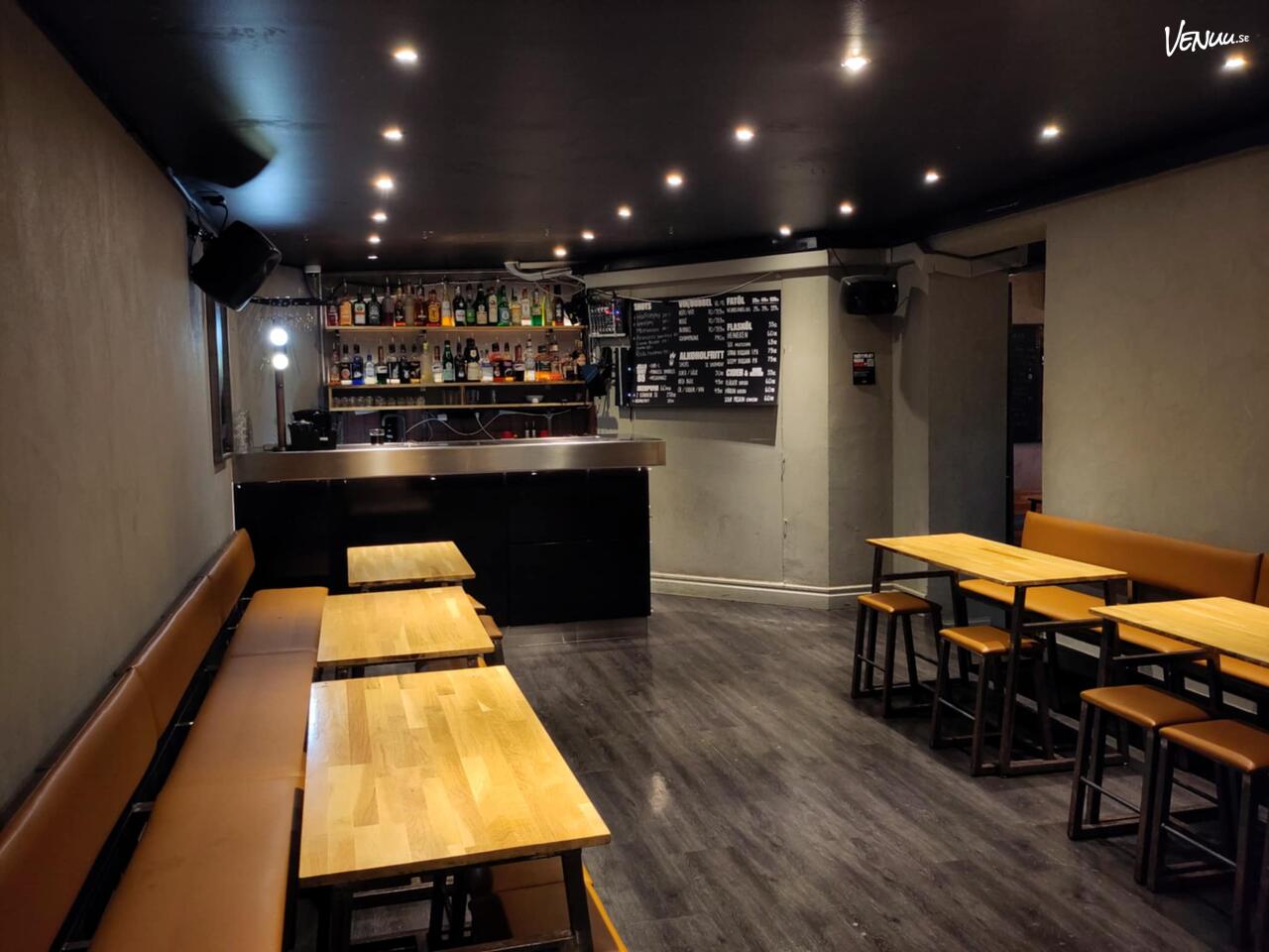 Shotluckan Innerummet, en privat festlokal i Göteborg med egen bar, karaoke och aktiviteter.