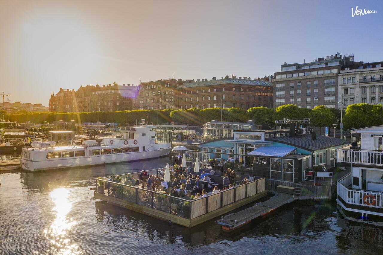 Sjö & Land, en vattennära bröllopslokal vid Strandvägen i Stockholm.