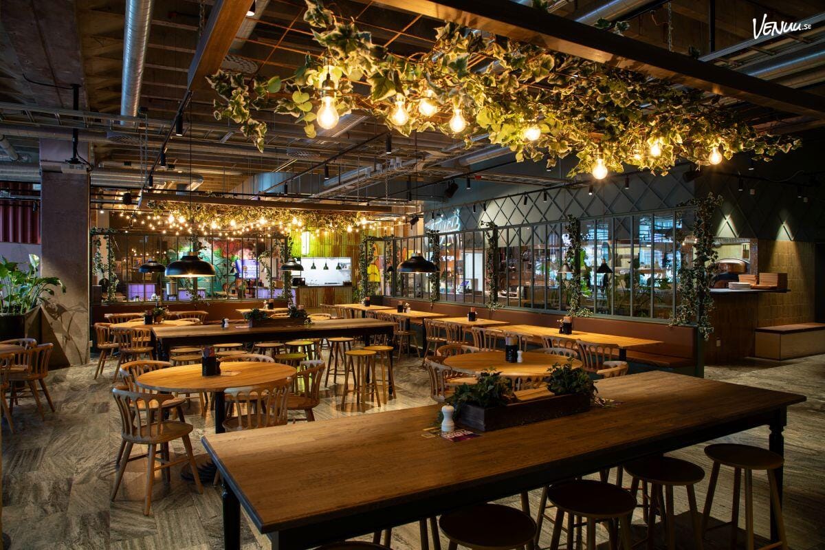 Smedens Mathall, en stor restaurang- och mathall i Solna för fest och företagsevent.