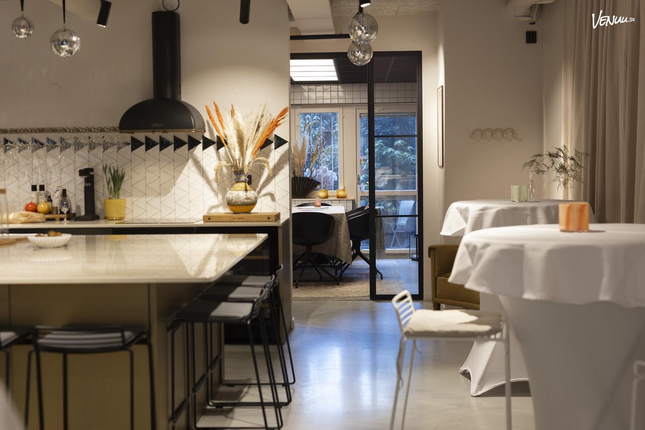United Studio, en central festlokal i Stockholm med kök och egen mat och dryck tillåten.