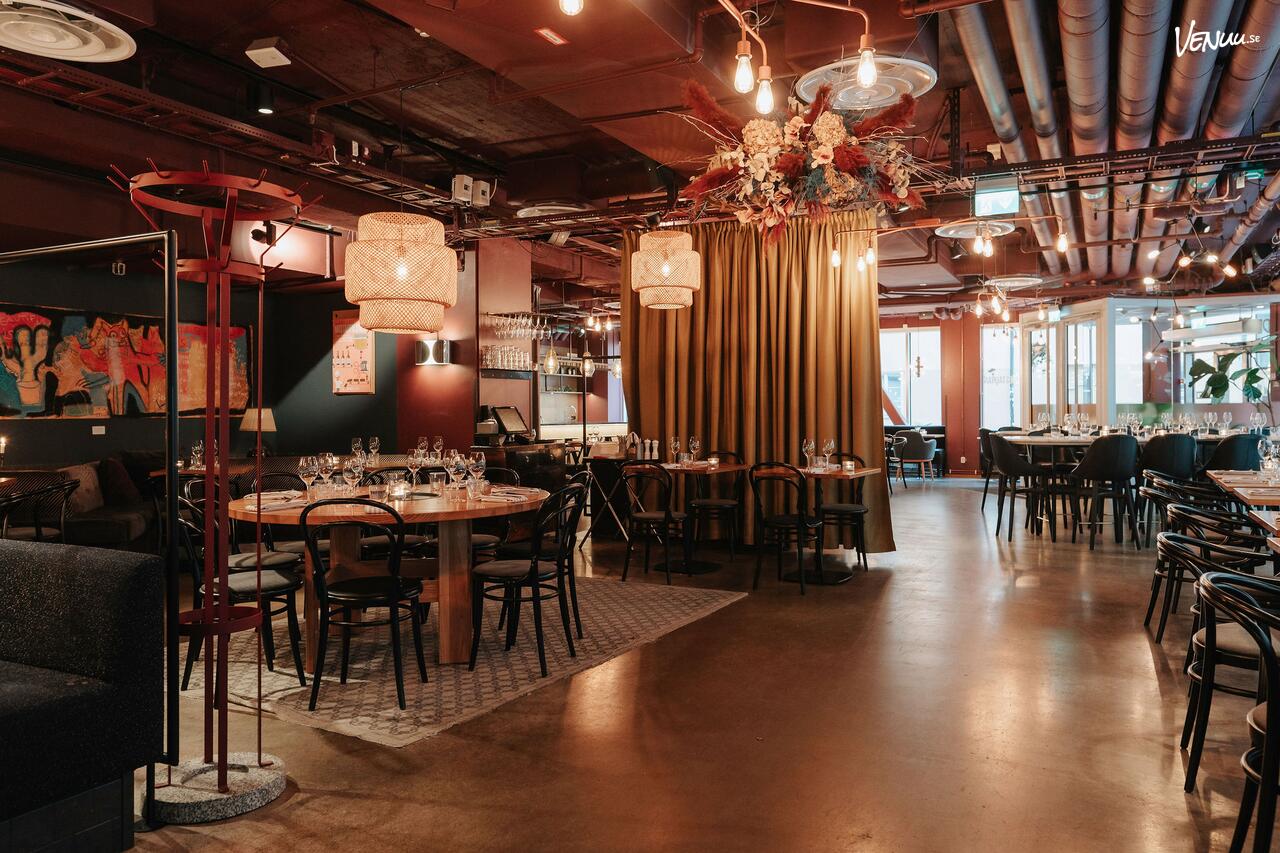 Urban Deli Sveavägen Matsal, en privat restauranglokal nära Hötorget för bröllopsmiddag.