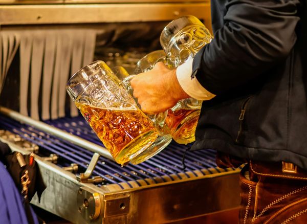 Planera en egen Oktoberfest: Allt du behöver för att skapa äkta tysk stämning!
