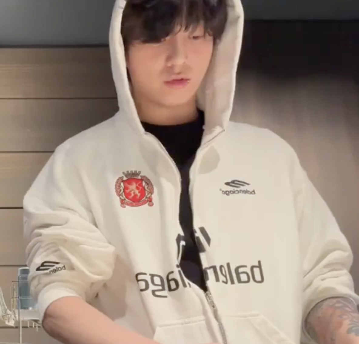 Screenshot 2025-12-06 at 1.03.46 AM.png