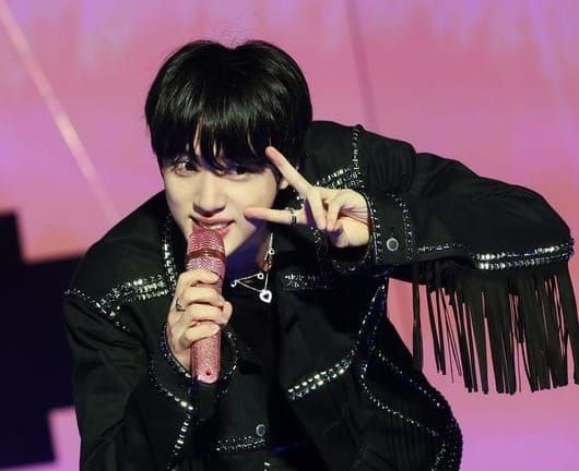 Article Ft. Jin - 6/30