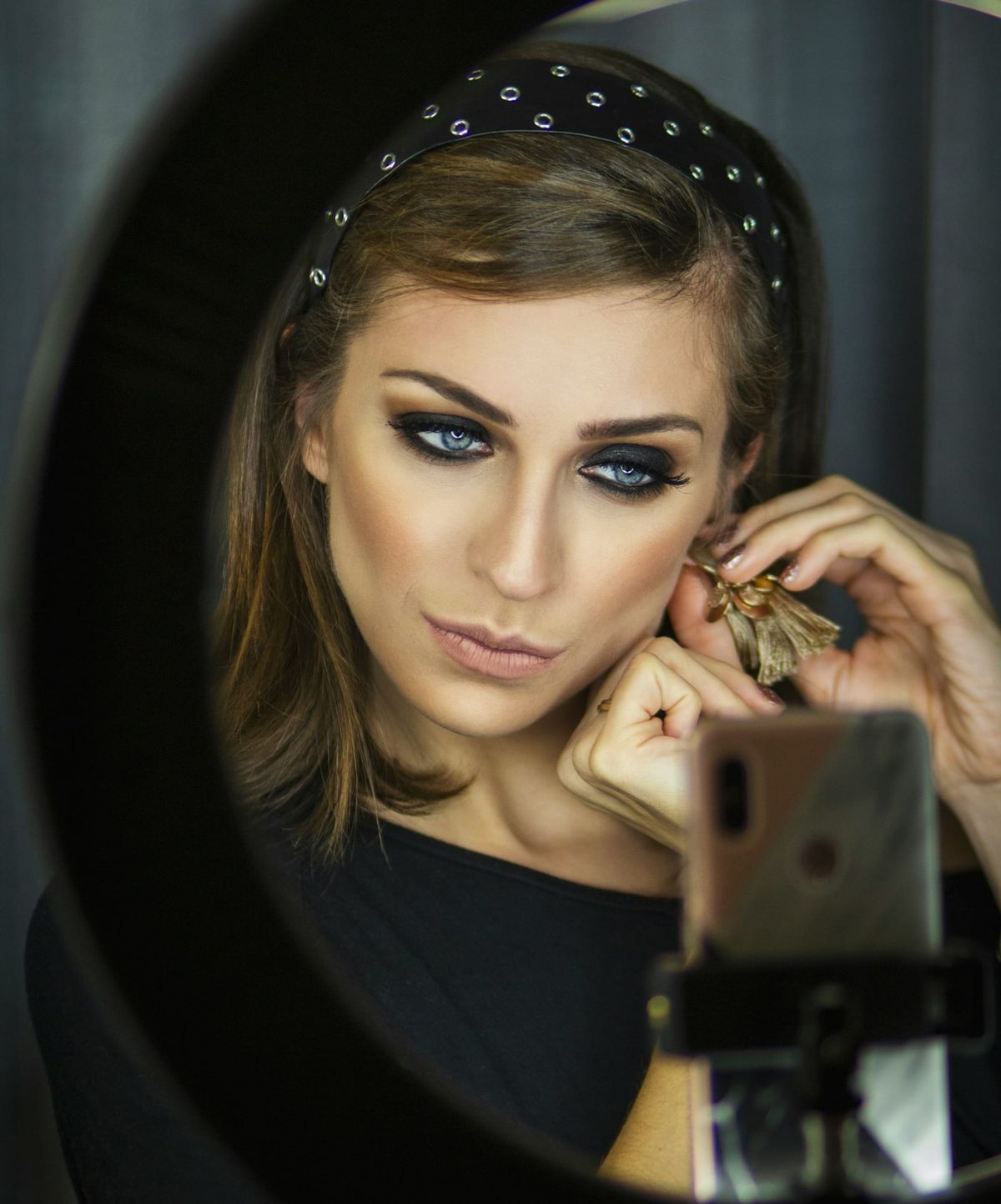 I’m Not an Influencer, So Why Does My Life Feel Like Content?