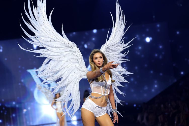 The Biggest Moments From the 2026 Victoria's Secret Fashion Show: Angels, Performances, and a $50 Million Fantasy Bra