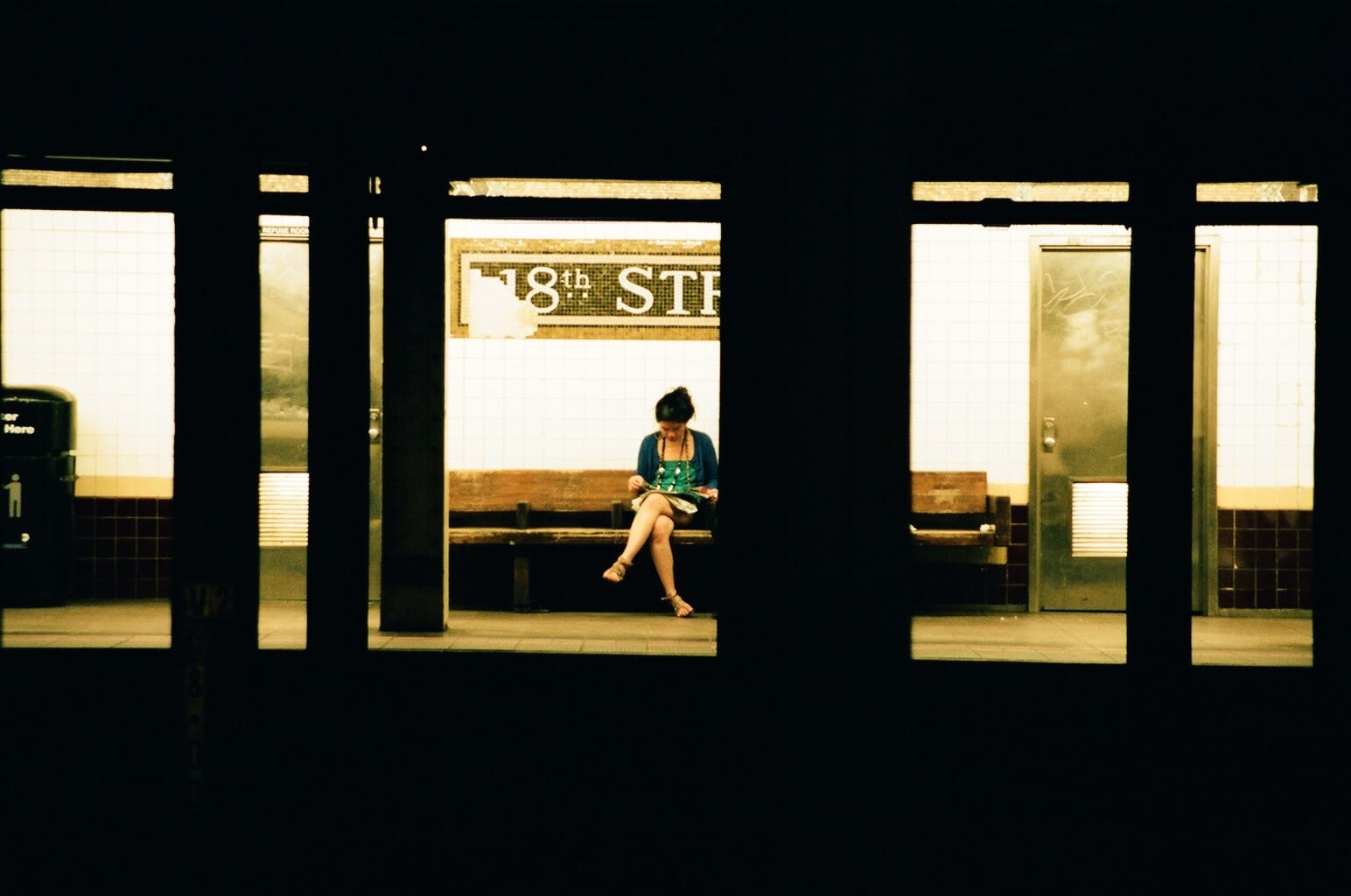 35mm film snapshot of New York City streetscape and daily life.