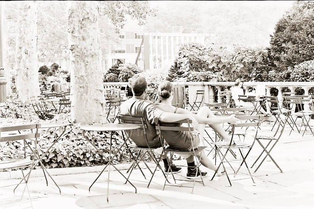 Photo of the Day - Couple in the Park