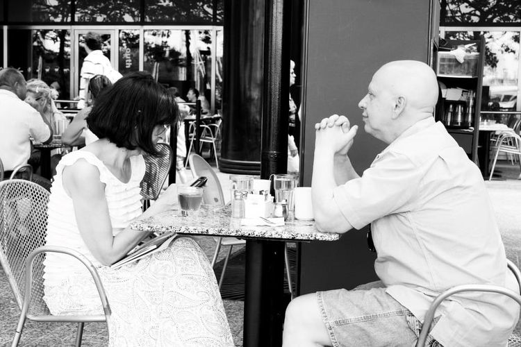 Photo of the Day - Couple Eating Lunch