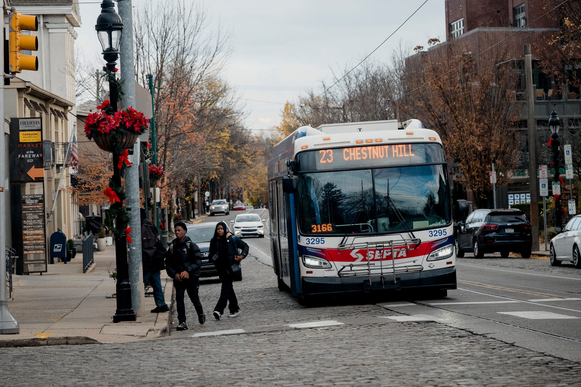Holiday Gift Guide: A sparkling journey down the 23