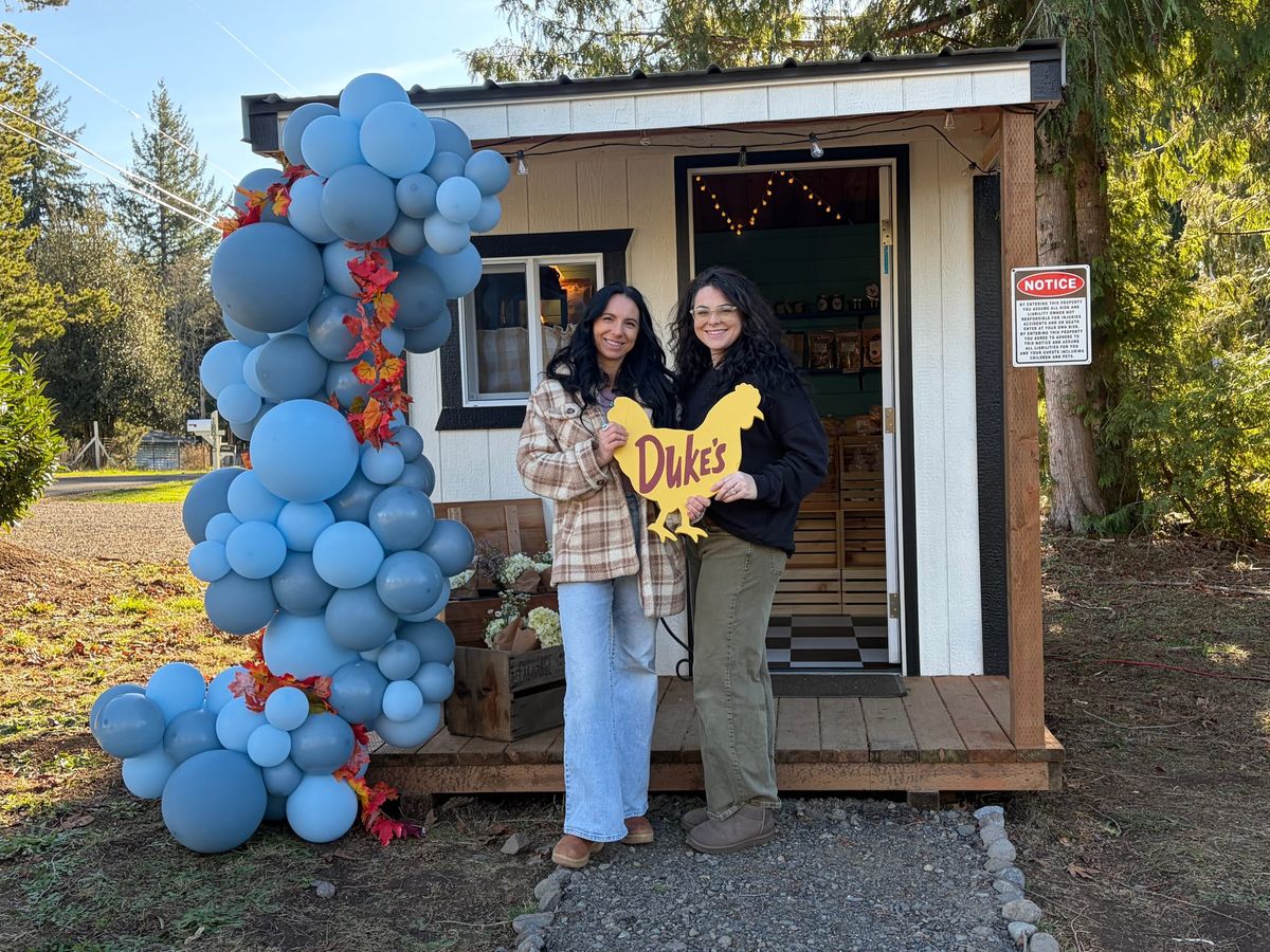 “Gilmore Girls” Joins the Sandy Community in Duke’s Farmstand