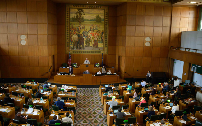 Disconnecting Oregon’s Tax Code Would Hurt Working Families