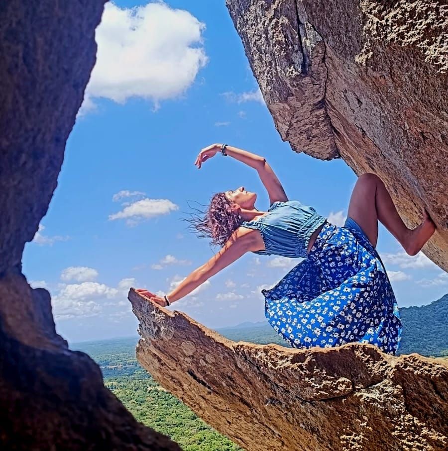 The Art of Being Touched by the Untouchable