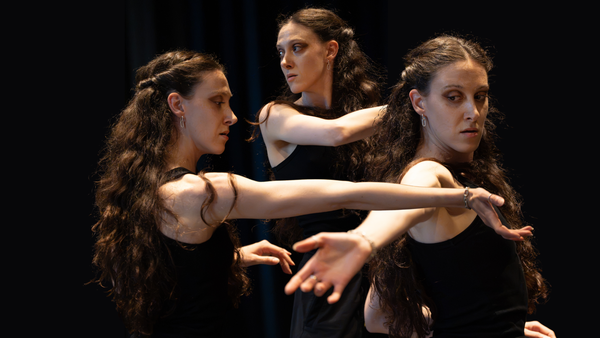 Rebuilding the Bridge: How Sara Pizzi Redefines Legibility in Dance