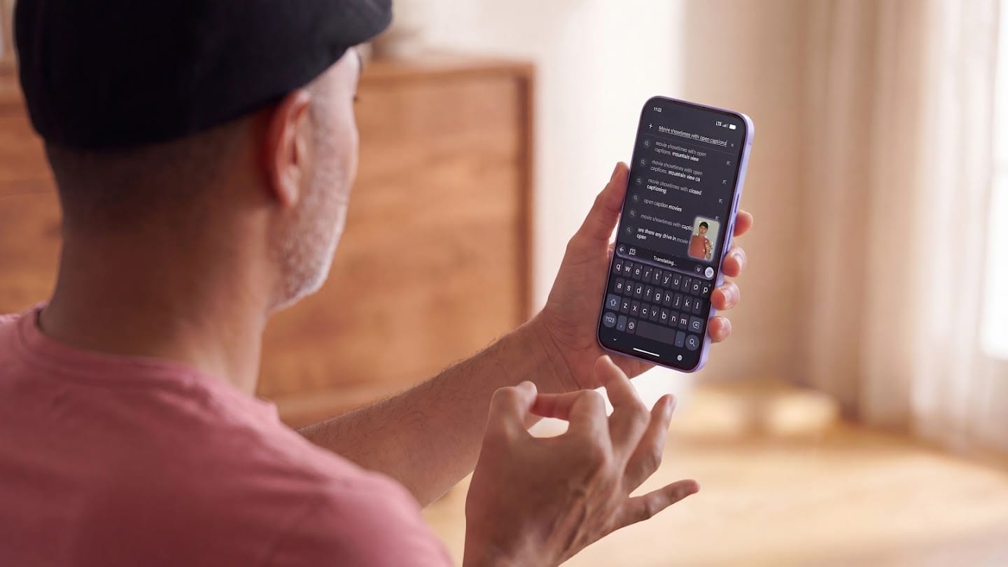 手語使用者在 Pixel 11 的 Gboard 以 ASL 輸入英文文字