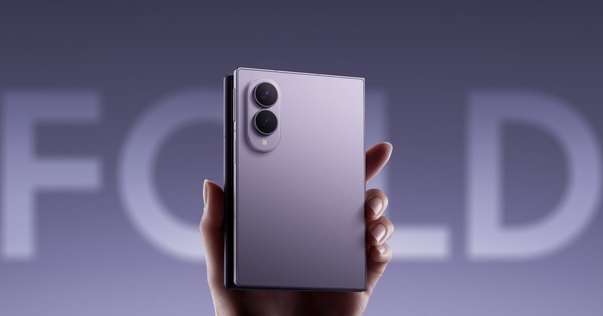 Samsung Galaxy Z Fold8 官方產品圖,示意書本式折疊手機類型