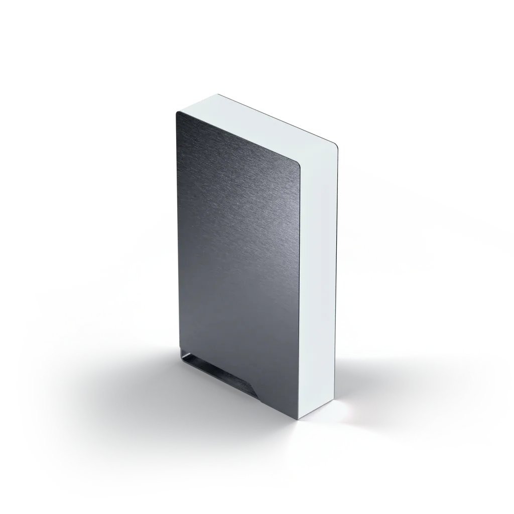 Ghost 官方提供的 Core 電腦正面產品圖。