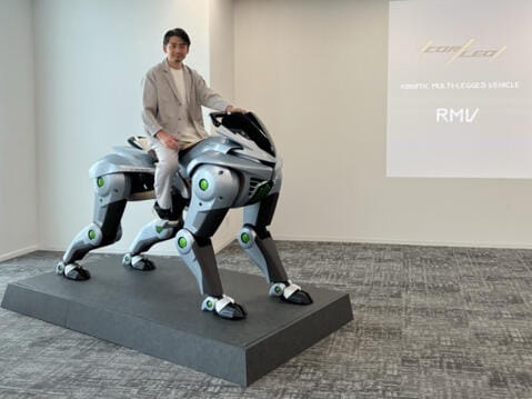 川崎重工官方新聞提供的 CORLEO 展示模型照片，並非量產車實測。