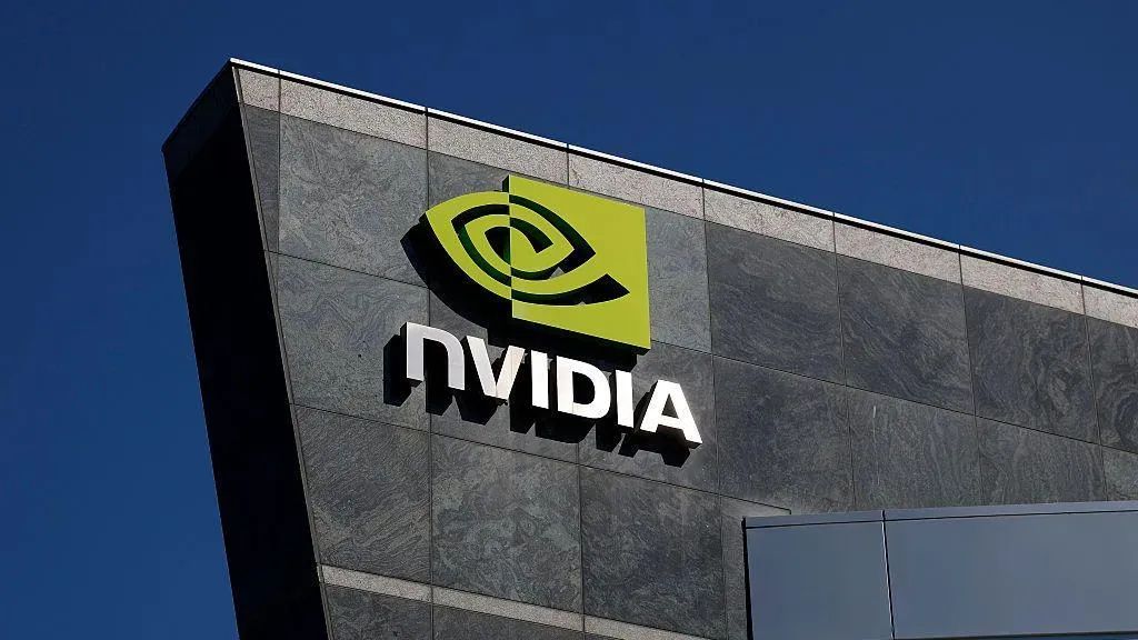 Nvidia 淡定應戰 Google TPU 威脅！「我們領先一代」，Meta 數十億美元轉單傳聞讓股價跌 6%，AI 晶片戰開打