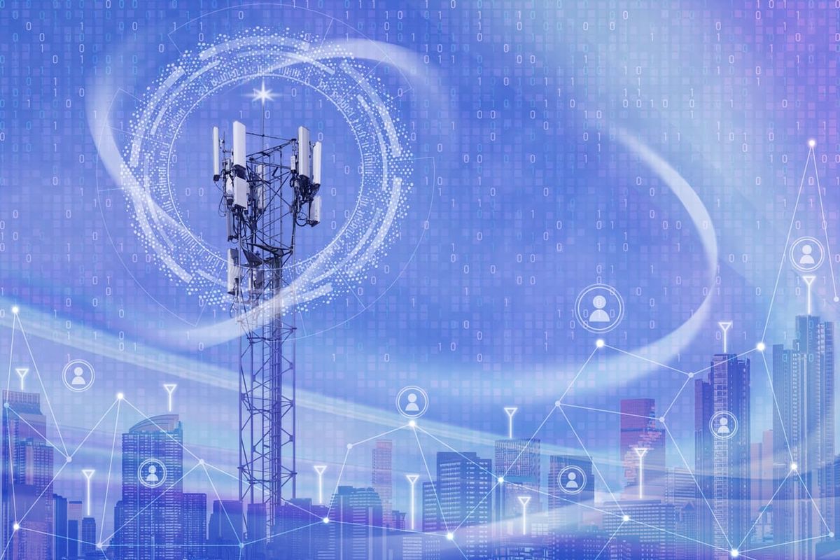 電信基地台與雲端連線象徵 AT&T OTel 2.0 的 open telco AI 基礎設施