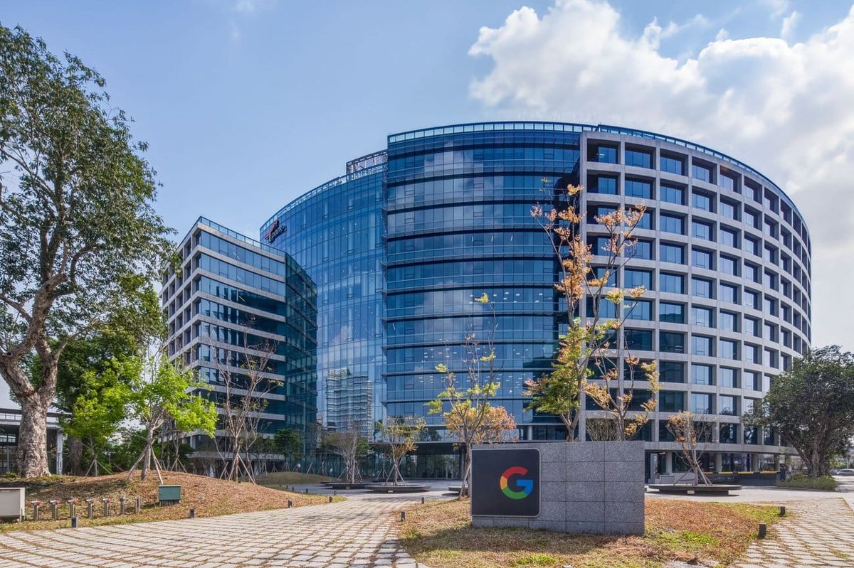 Google 位於新北市板橋遠東通訊園區的全新硬體研發辦公大樓（TPKE）官方建築外觀