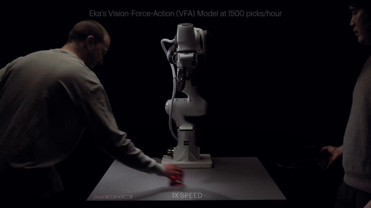 Eka Robotics 官方機器人操作展示畫面