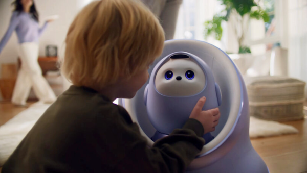 AI 朋友：2025年的你，準備好向機器人傾訴心聲了嗎？