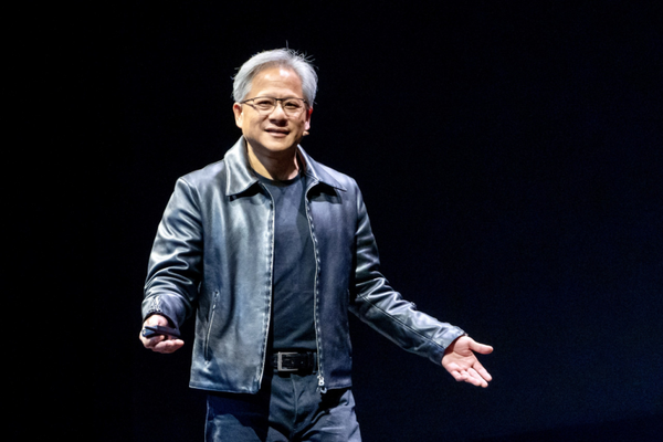 Nvidia執行長黃仁勳預測：AI 在五年內能達人類智慧水平，「AGI」真不遠了！
