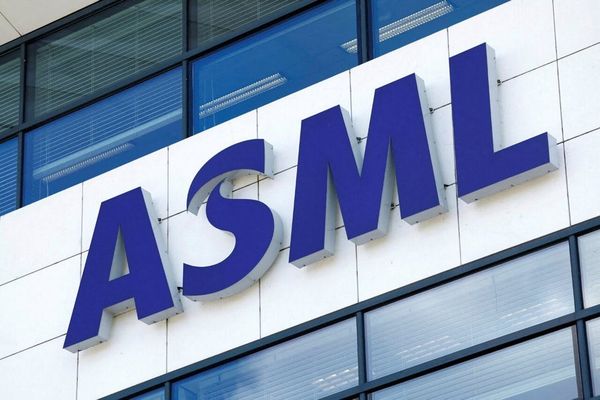 ASML Q1 2026 財報：AI 晶片需求超越供給，全年營收預測上調至 400 億歐元