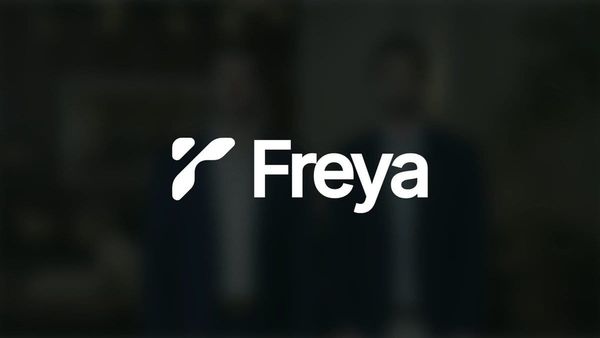 Freya Adam 與 Eve AI 語音官方發表影片封面，中央為白色 Freya 標誌