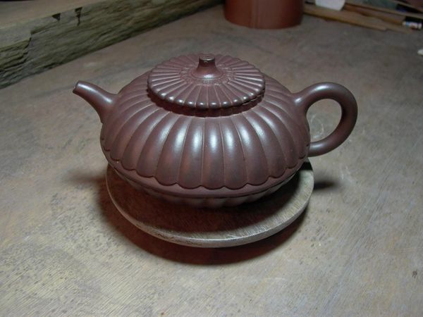 本物の紫砂壺を見抜く！偽物を買わないための完全ガイド