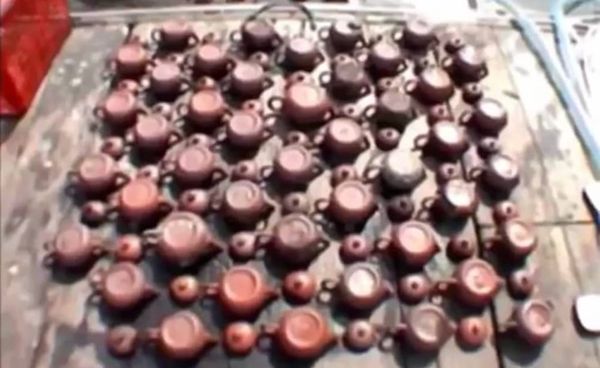 沈没船出水紫砂壺