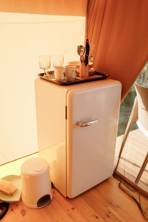 Best Mini Fridges For Bedrooms Under $100