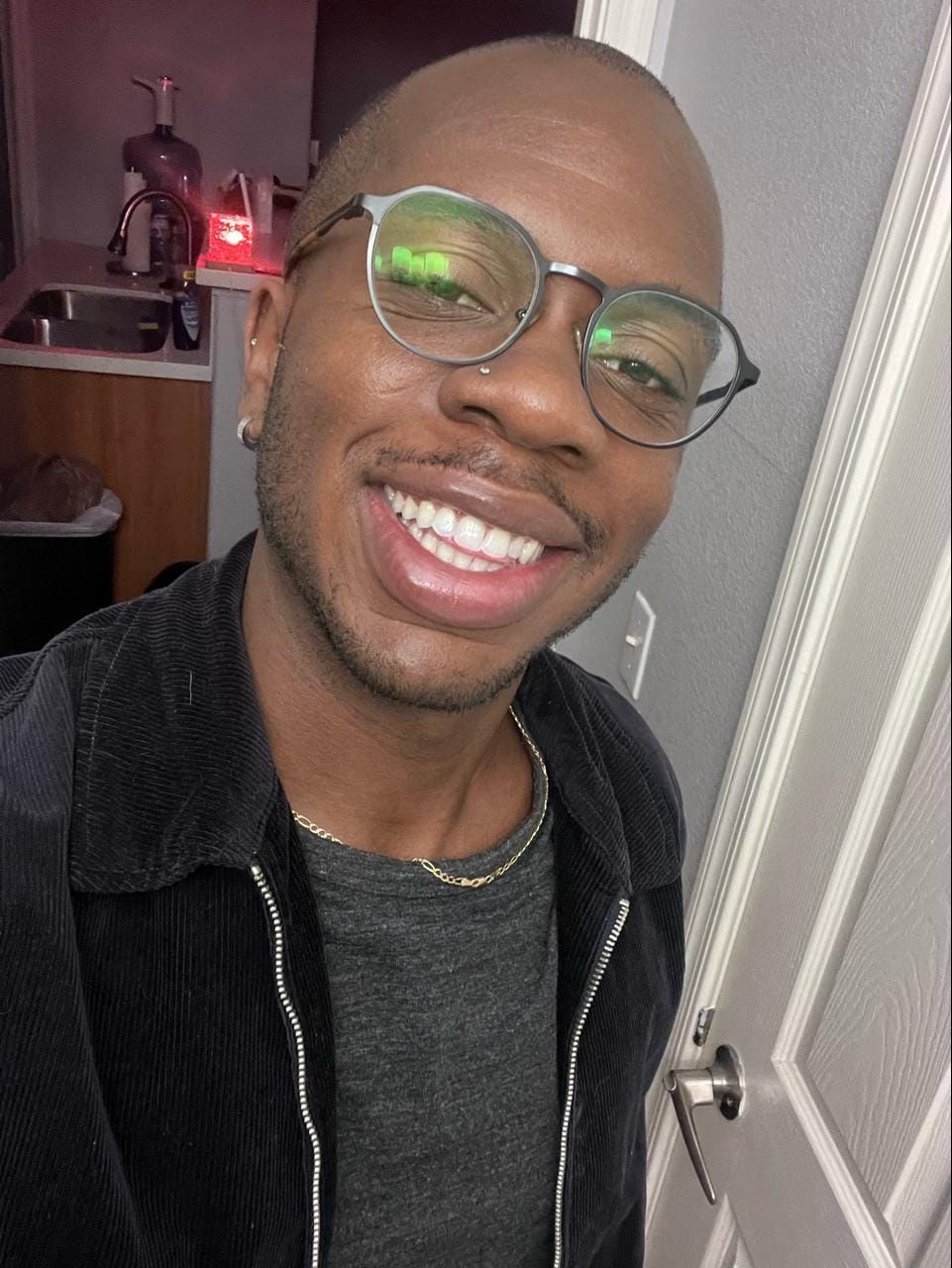 Smoov: The Phoenix Producer Creating His Own Lane With “Escape”
