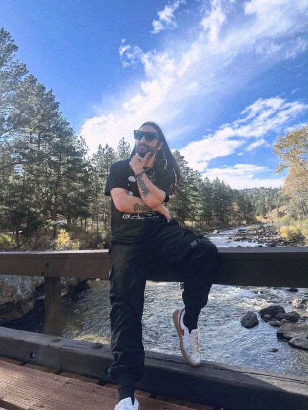 Why Is DED STARK Slept On? Inside the World of an Independent Artist Refusing to Follow the Formula