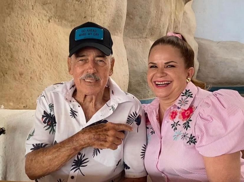 andres garcia cuantos matrimonios tuvo