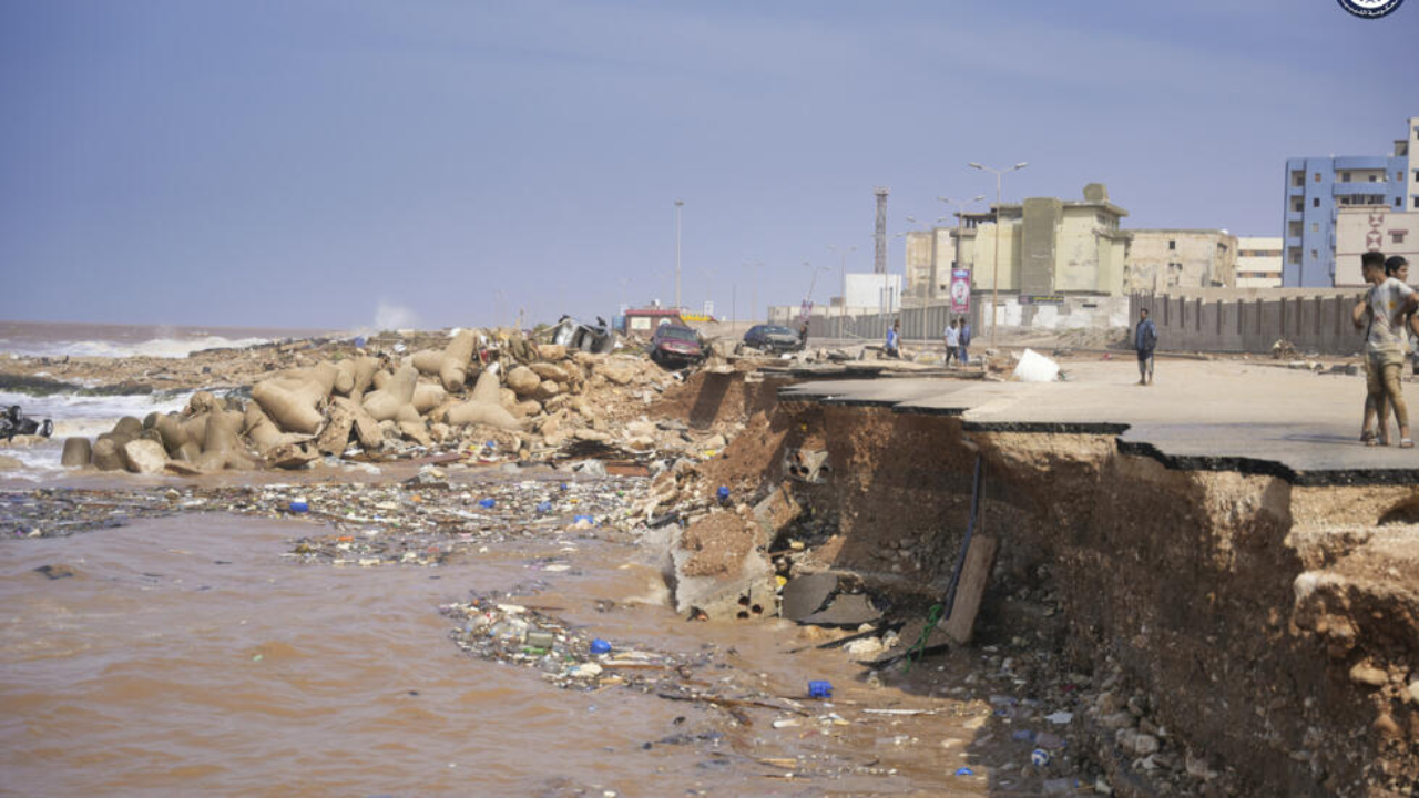 catastróficas inundaciones en libia