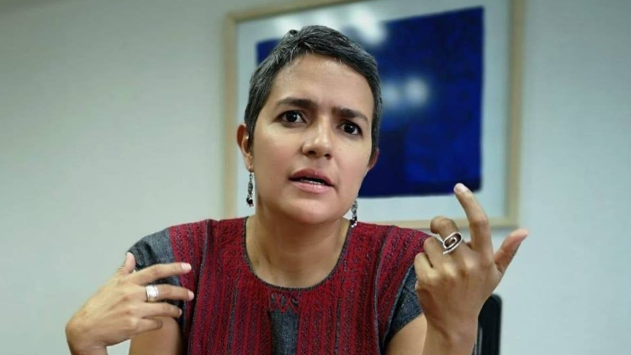 karla busqueda personas