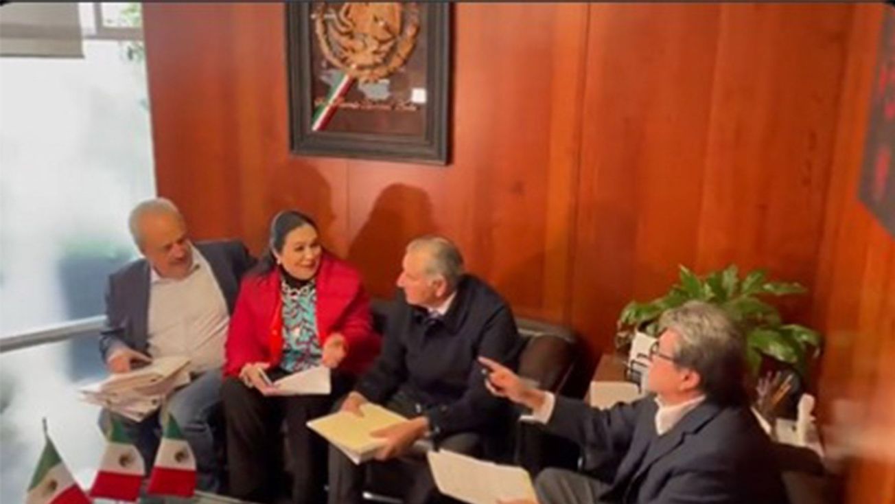Se reúne Adán Augusto con Monreal y legiladores morenistas previo a análisis en comisiones del "Plan B" electoral