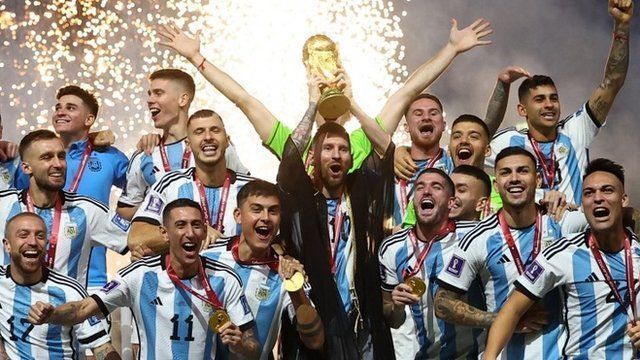Argentina decreta dia feriado por llegada de selección nacional