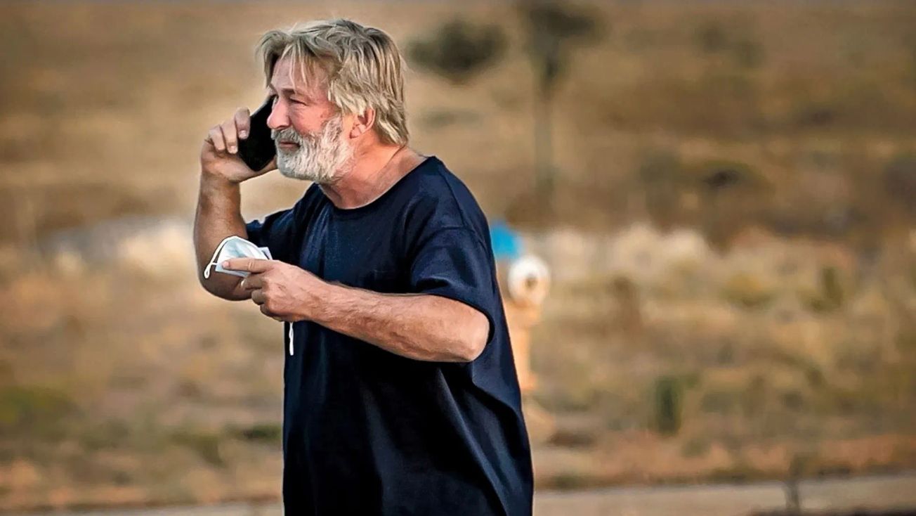 Será acusado Alec Baldwin por crimen involuntario